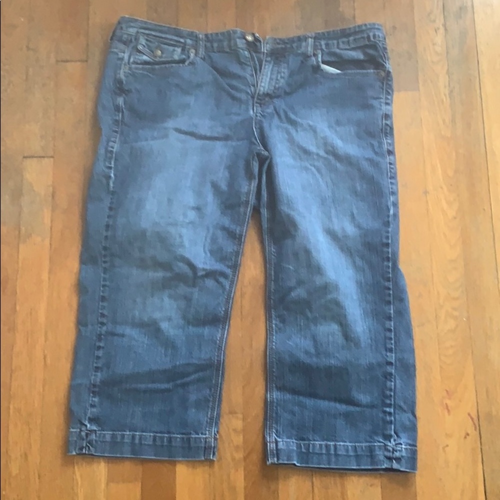Authentic Tommy Hilfiger